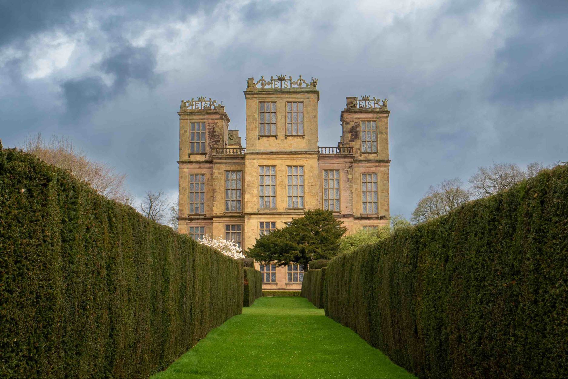 hardwick-hall-low-carbon-heat-overhaul-of-a-treasured-historic-site